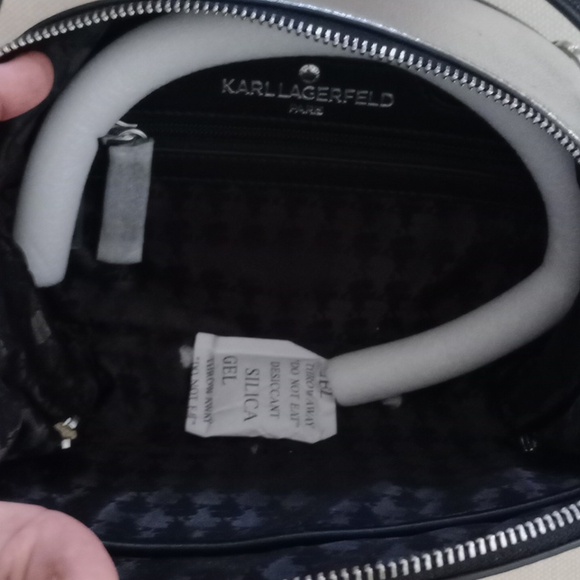 BNWT Karl Largerfeld silver & black crossbody bag with face logo - Picture 9 of 13